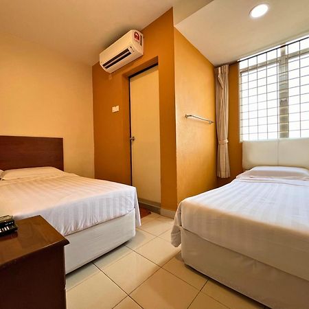 Tropicana Hotel Gemas Bagian luar foto
